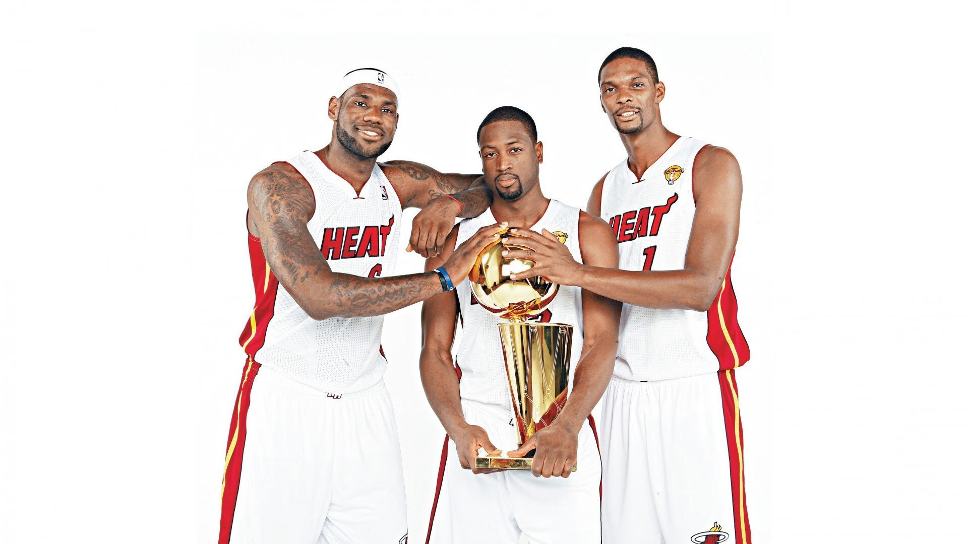 “行走大运河”等品牌活动贯穿全年各季，吸引大量参与者，行走大运河全民健身